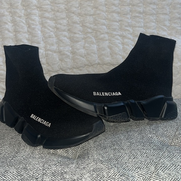 Balenciaga Sneakers - Picture 2 of 7